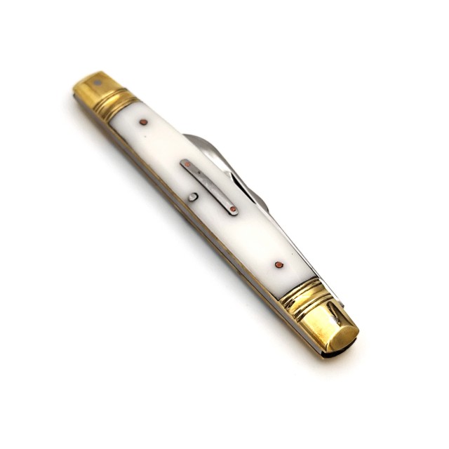 تصویر محصول قلمتراش دو تیغه دسته فیبر 12/2 سانتیمتر / جواد توسلی